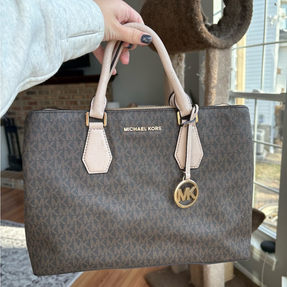 Michael Kors Camille Large Logo Tote Bag